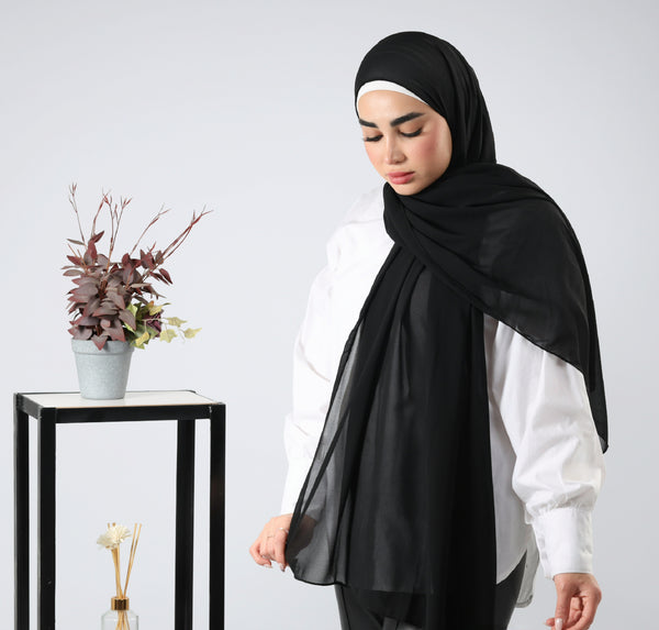 Black crepe chiffon hijab