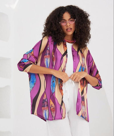 curve graphics shirt
