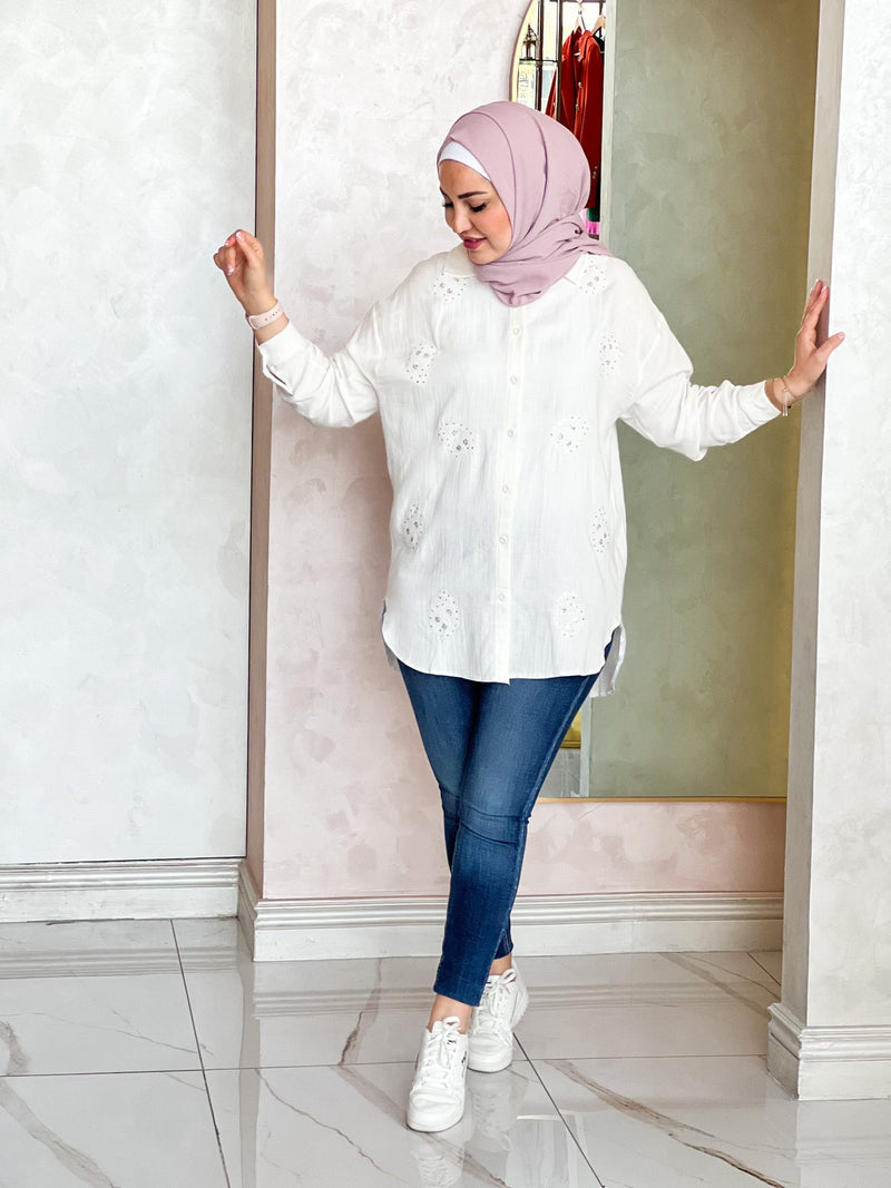 Embroidery designed Off White shirt