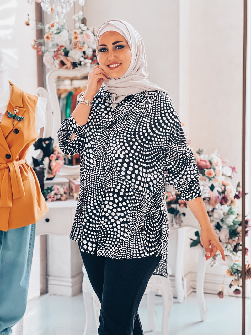 small dots Black  shirt