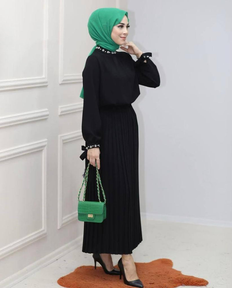 crepe pearl stone pleated skirt suit