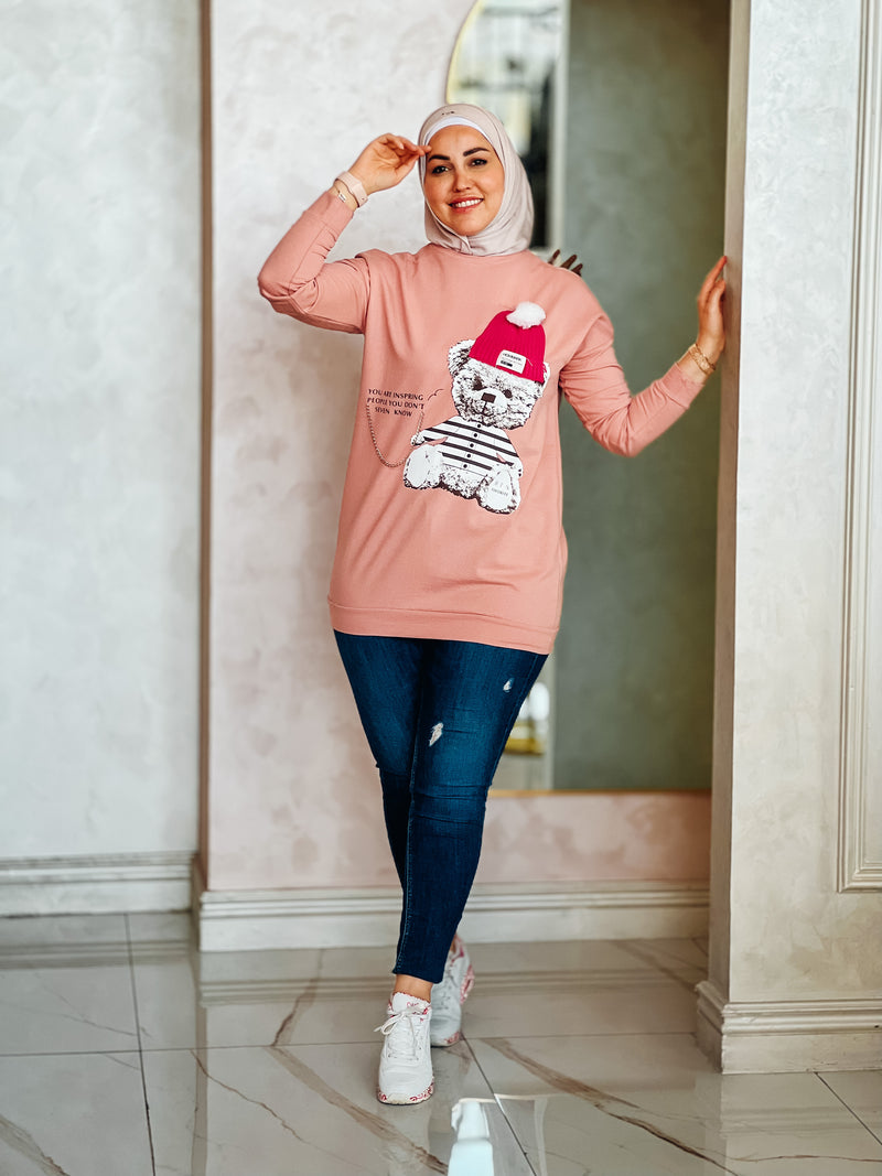 sweat shirt with triko hat bear