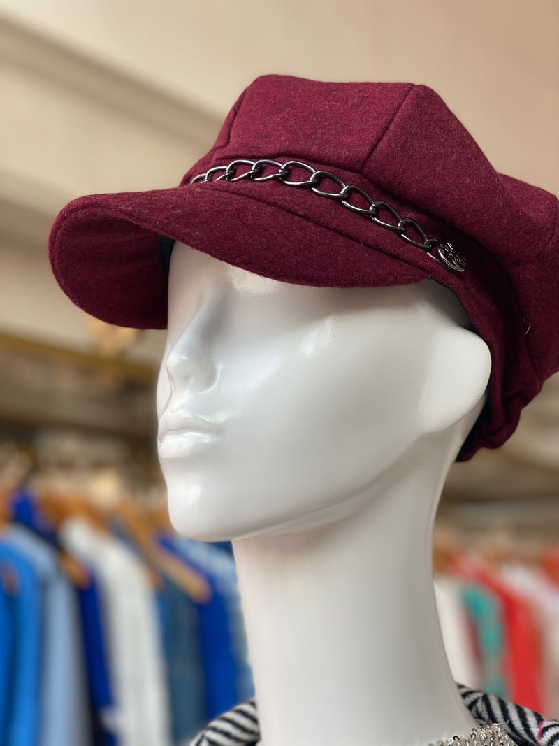chain cap