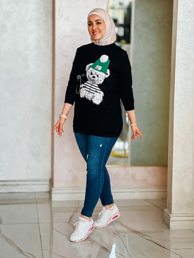 sweat shirt with triko hat bear