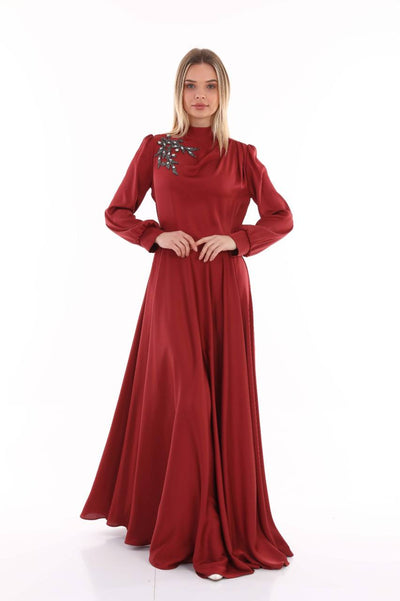 occasion silky dress with shoulder add