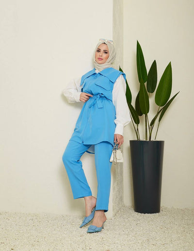 large collaRed zipped vest training suite