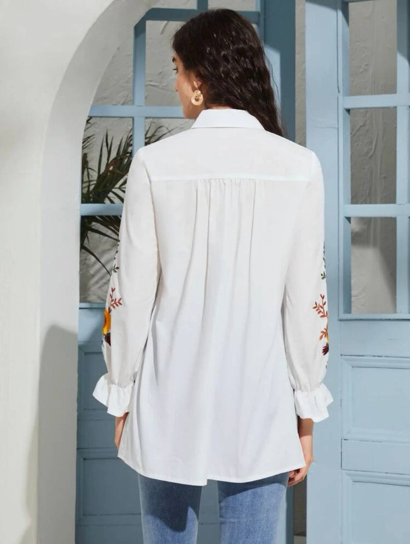Floral Embroidery Flounce sleeve shirt