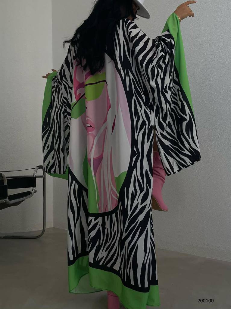 Zebra style wide coloRed kimono